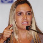 Celina Leão