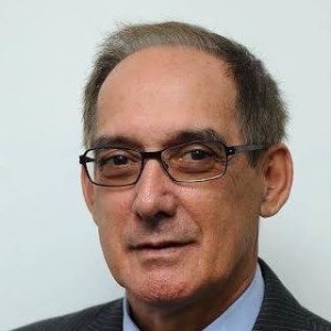 Dr. Julival F. Ribeiro.