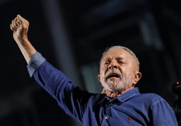Lula-discursa-na-paulista